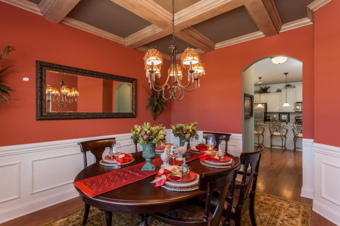 plafond marron avec poutres