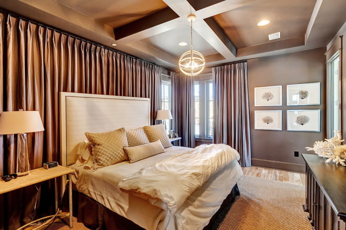 structure de plafond marron dans la chambre