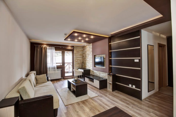 Stratifié au sol dans le salon