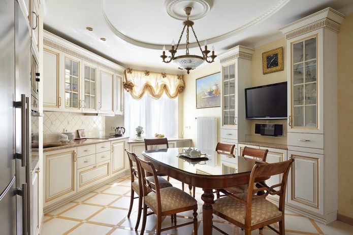 rideau court dans la cuisine