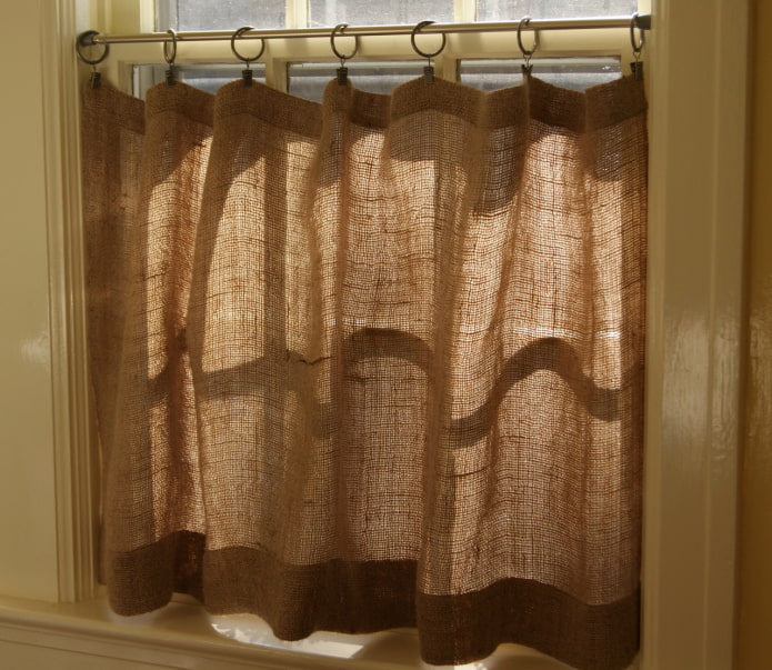 rideaux courts en toile de jute