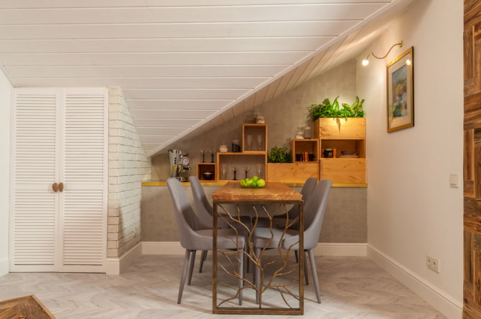 table à manger forgée dans la cuisine