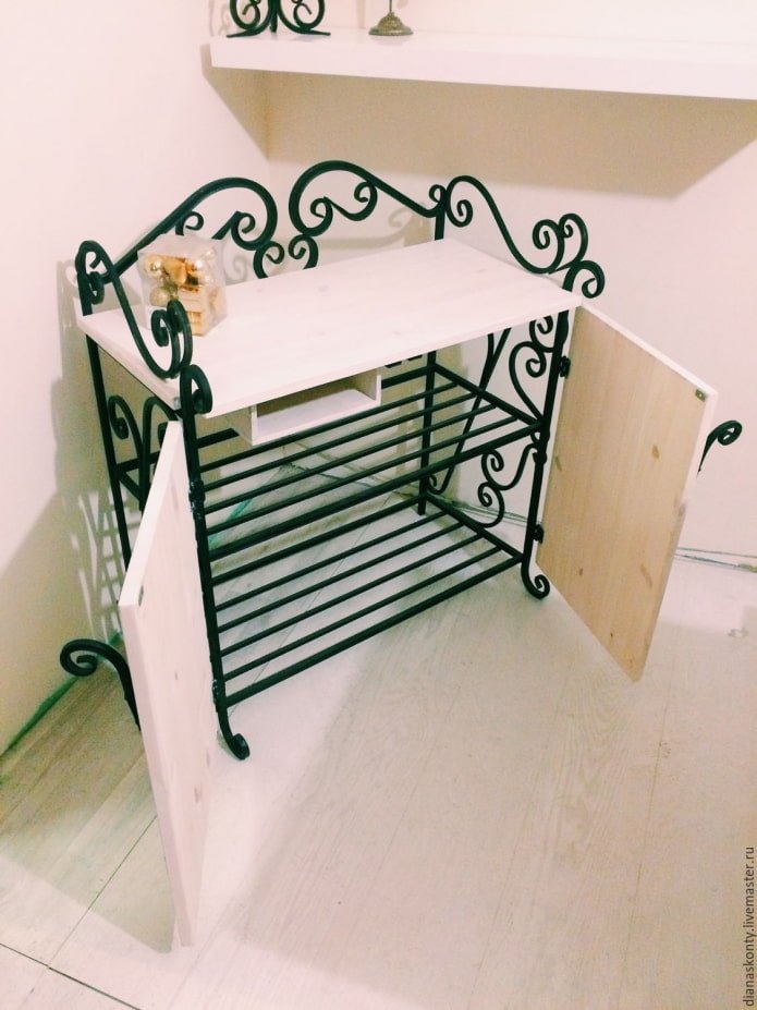 Armoire forgée
