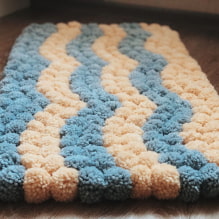 Comment fabriquer un tapis à pompons ?-7