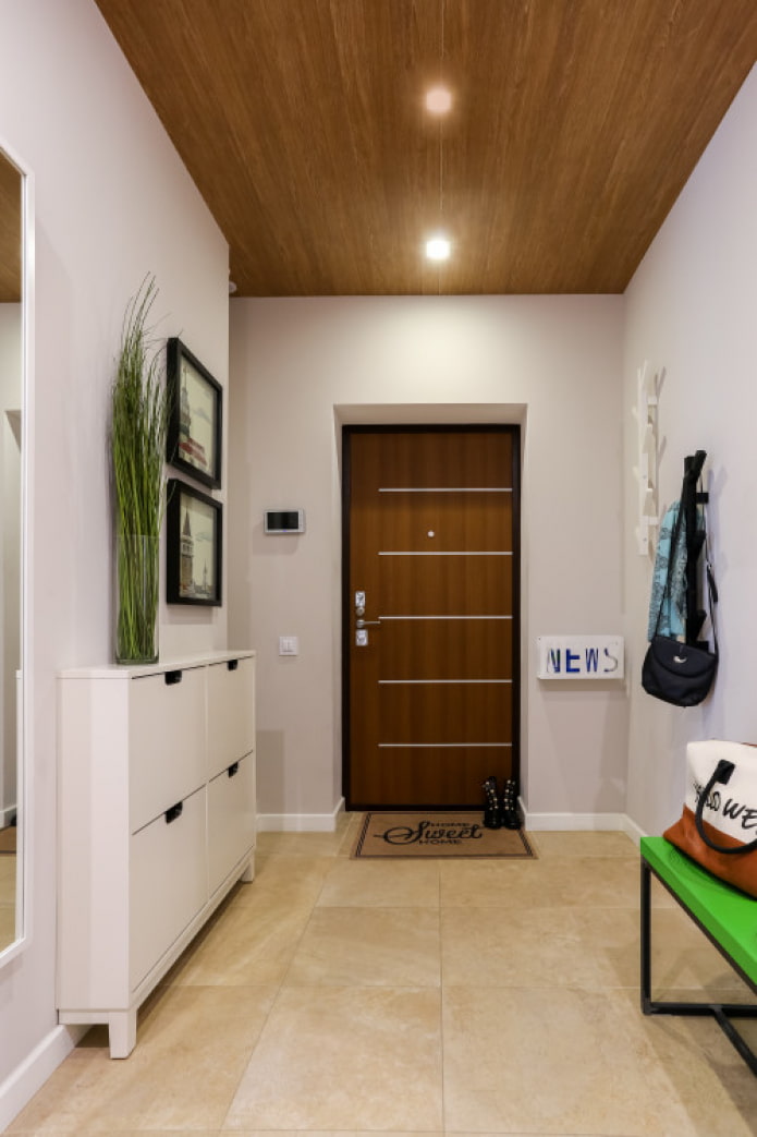 tapis en noix de coco dans le couloir