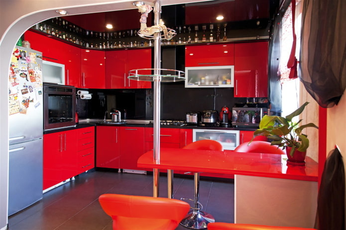 Cuisine brillante et lumineuse