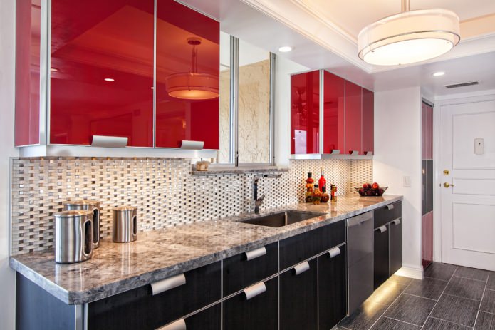 Ensemble de cuisine rouge et noir