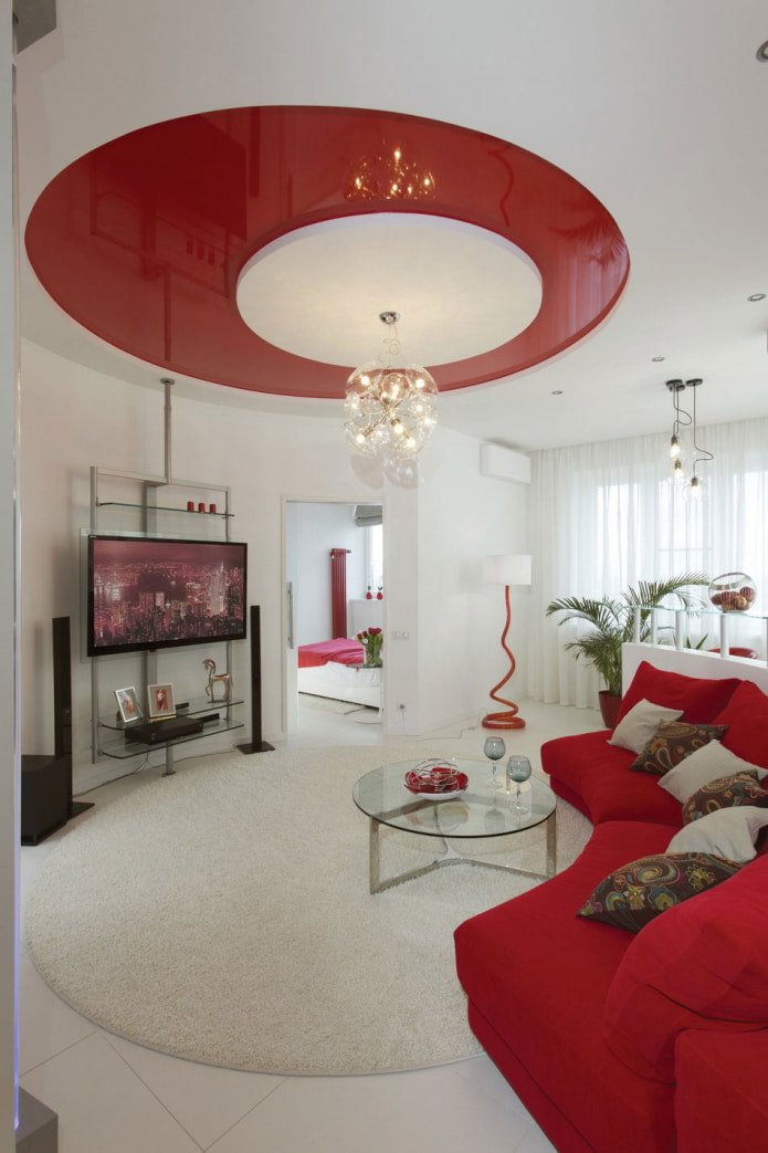 plafond rond avec un centre blanc