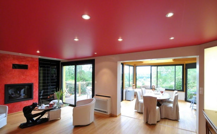 plafond satiné avec spots