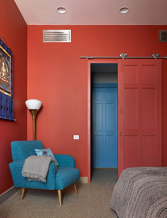 Chambre rouge et bleu
