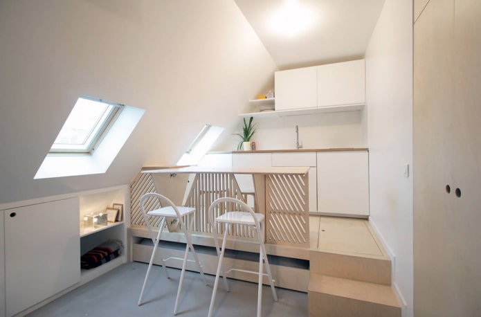 lit sur podium dans l'intérieur de la cuisine