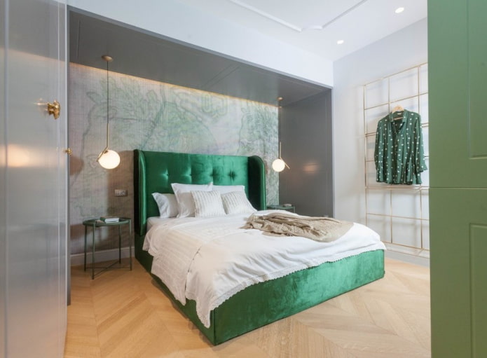 Lit vert dans une chambre