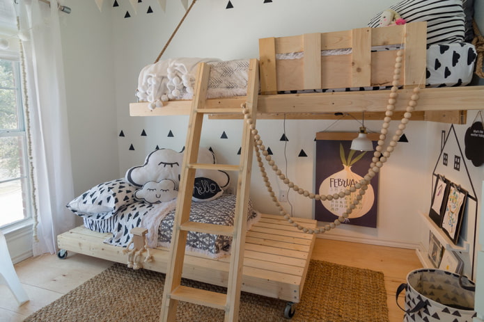 Lit en bois de style scandinave