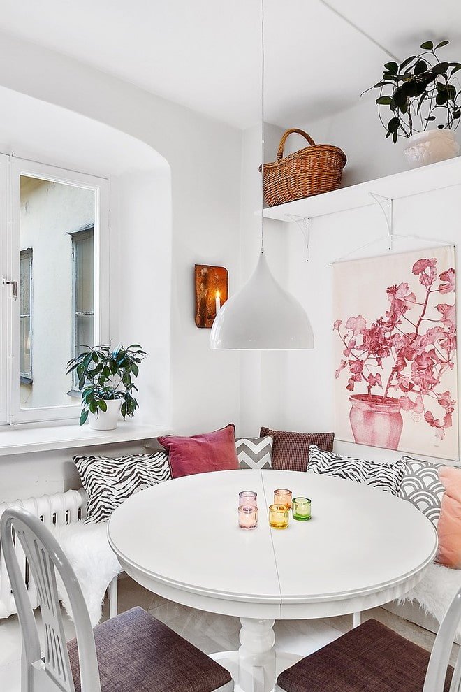 Table ronde extensible dans la cuisine