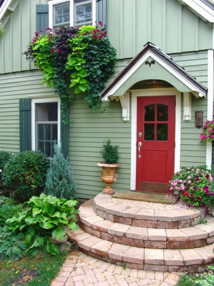 maison avec un porche rond