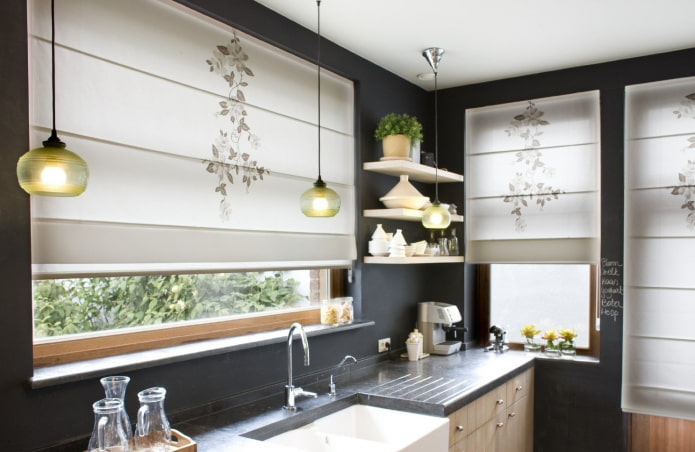textiles dans l'intérieur de la cuisine dans le style moderne