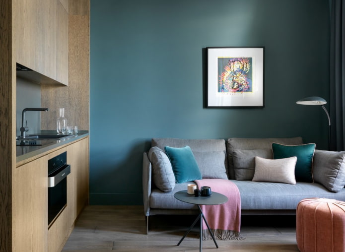 Emplacement du canapé à l'intérieur d'une cuisine-salon