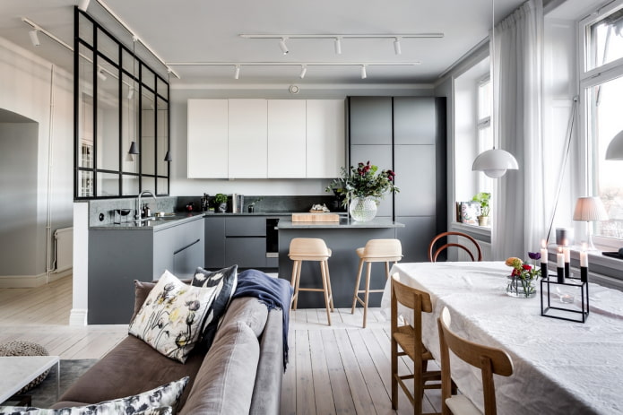 intérieur de la cuisine-salon de style scandinave