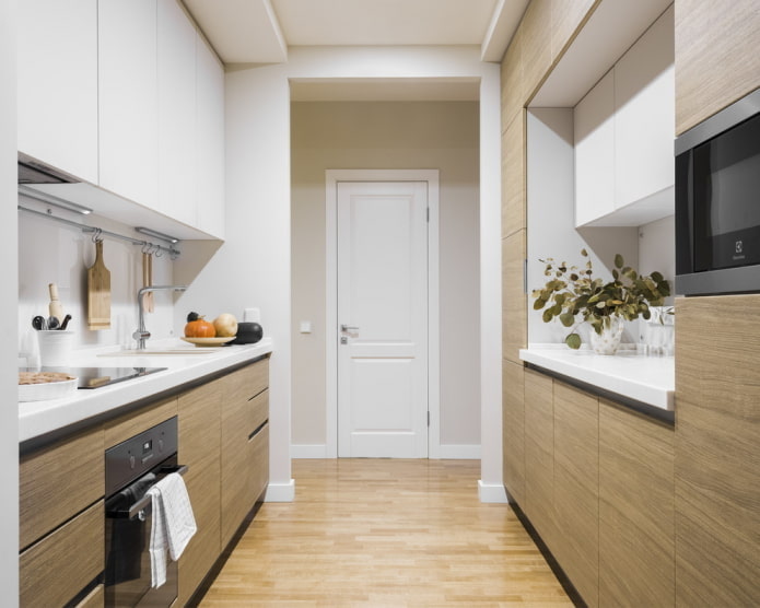 Cuisine latérale dans une niche à l'intérieur