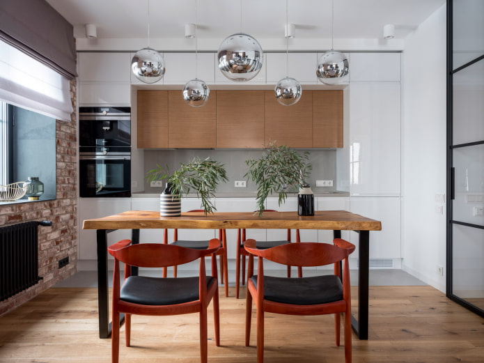 Cuisine sous le plafond