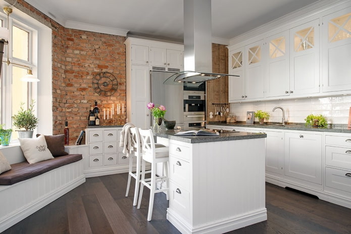 Îlot central dans une cuisine de style scandinave