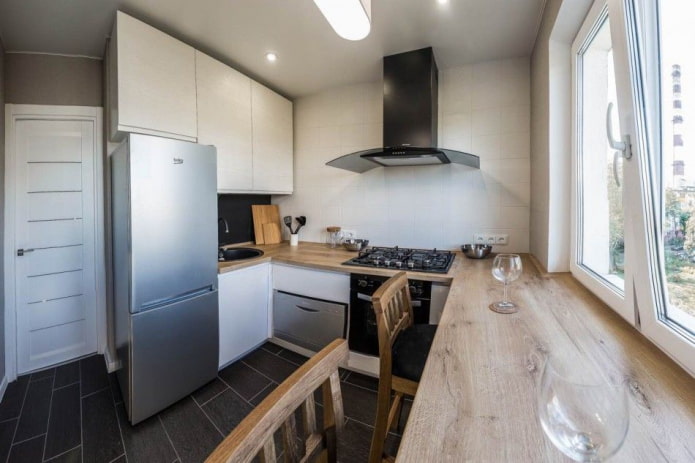 Option cuisine dans un appartement de l'époque Khrouchtchev