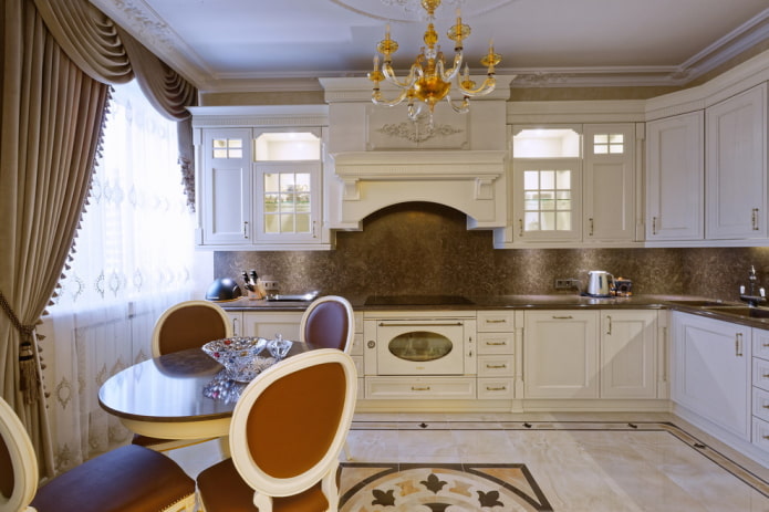 ensemble de cuisine classique