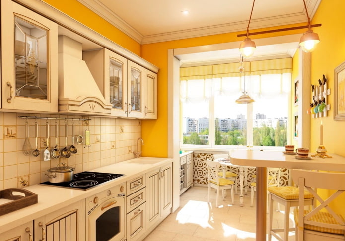 Style provençal dans une cuisine jaune