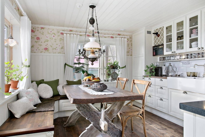 cuisine de style provençal dans une maison privée