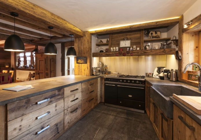 plafond dans la cuisine