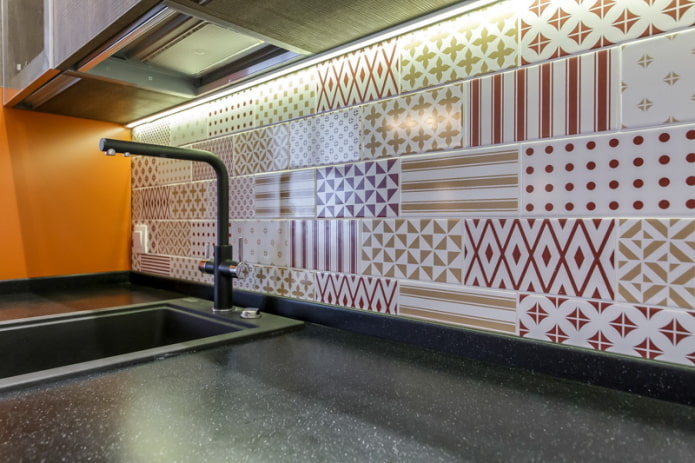 carrelage à motifs sanglier