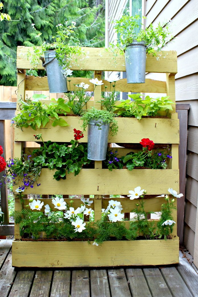 Parterre vertical en palettes