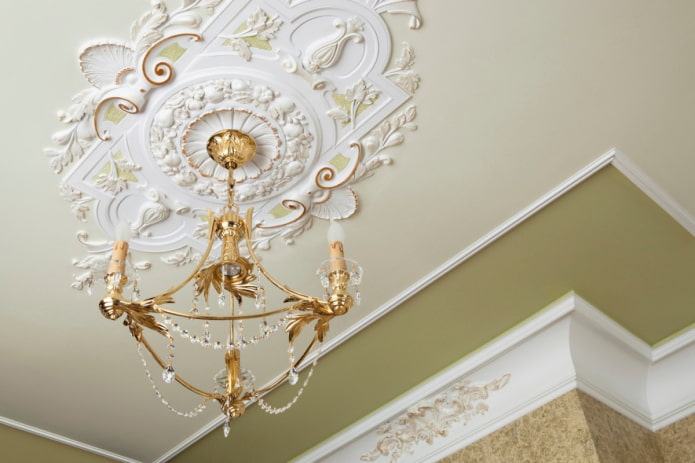 Structure de plafond tendu avec stuc