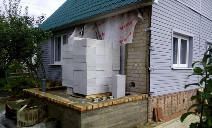 blocs de béton pour la construction d'une douche