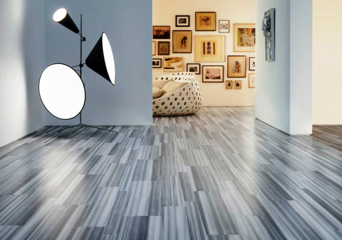 linoléum sur le sol à l'intérieur