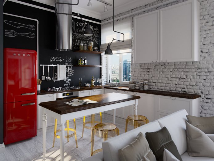 Brique blanche dans l'intérieur de la cuisine