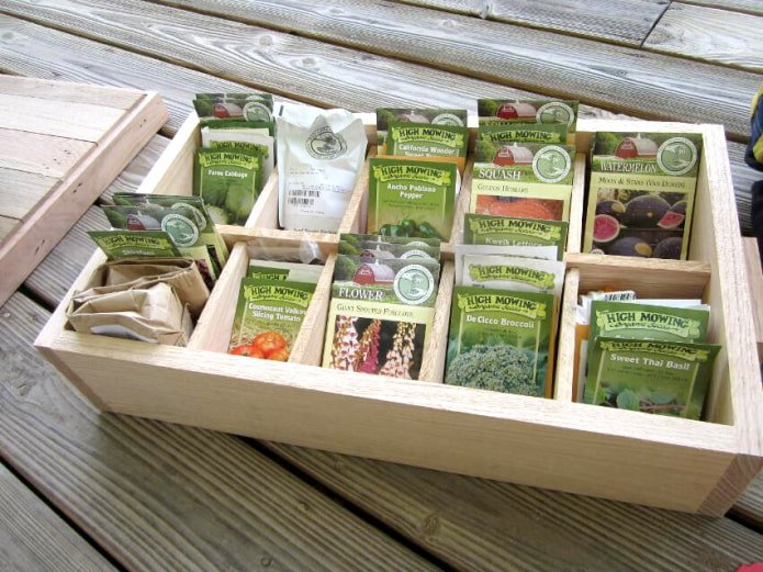 Boîte de rangement de graines