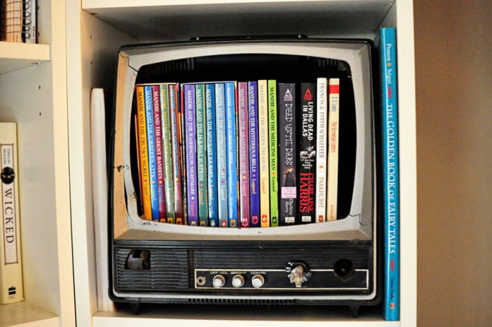 Étagère de télévision
