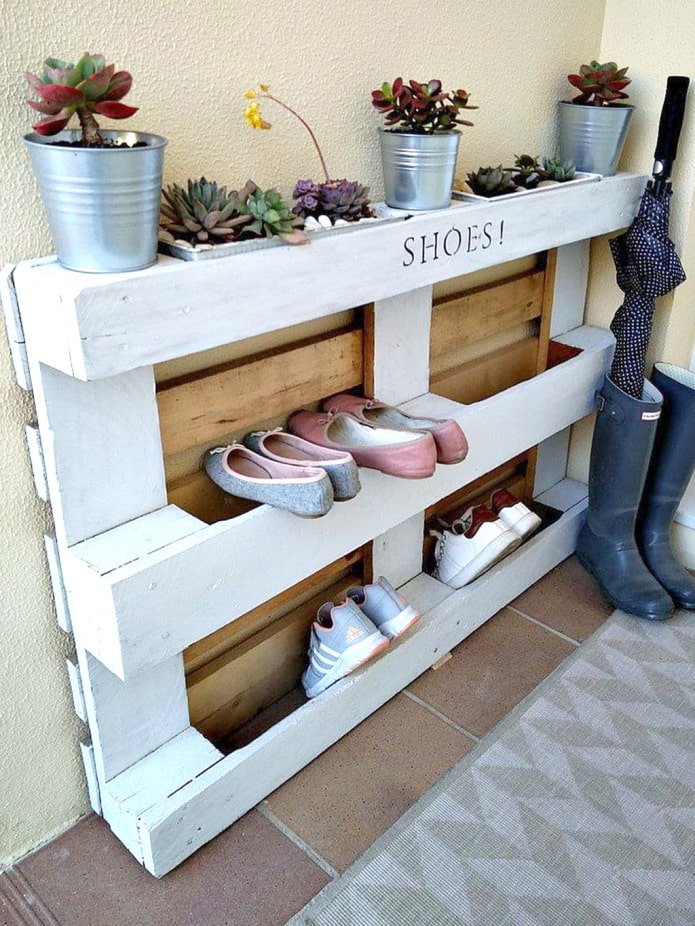 Étagère à palettes DIY