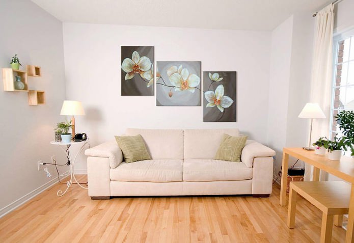 peinture modulaire moderne dans l'intérieur du salon