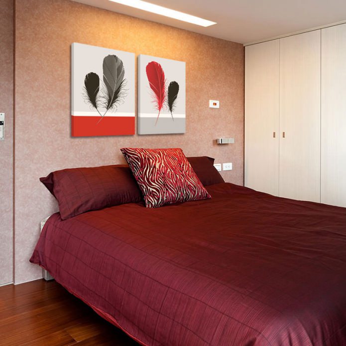 Peinture modulaire moderne dans la chambre