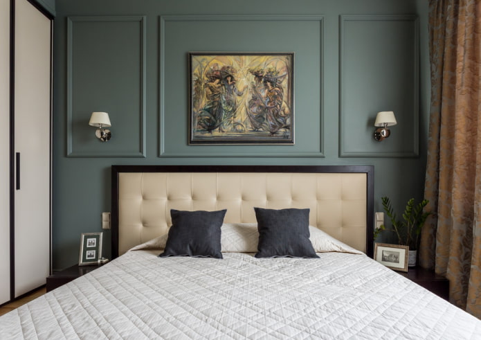 Placer des moulures murales à l'intérieur