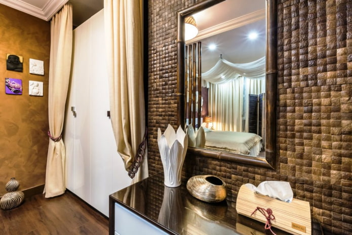 Carrelage mosaïque en noix de coco dans la chambre