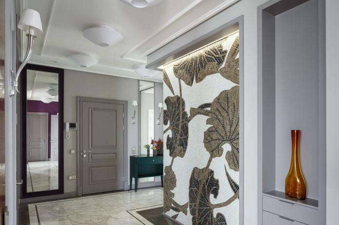 Carreaux de mosaïque à l'intérieur du couloir