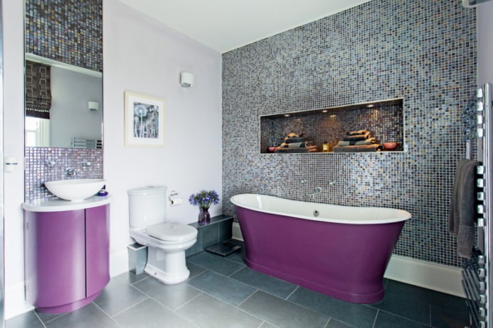 mosaïque dans la salle de bain