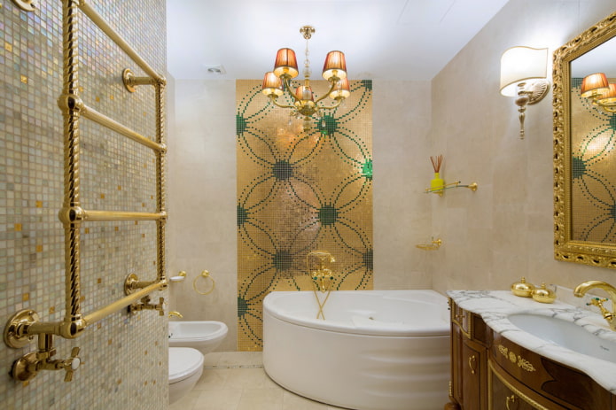 mosaïque dans la salle de bain