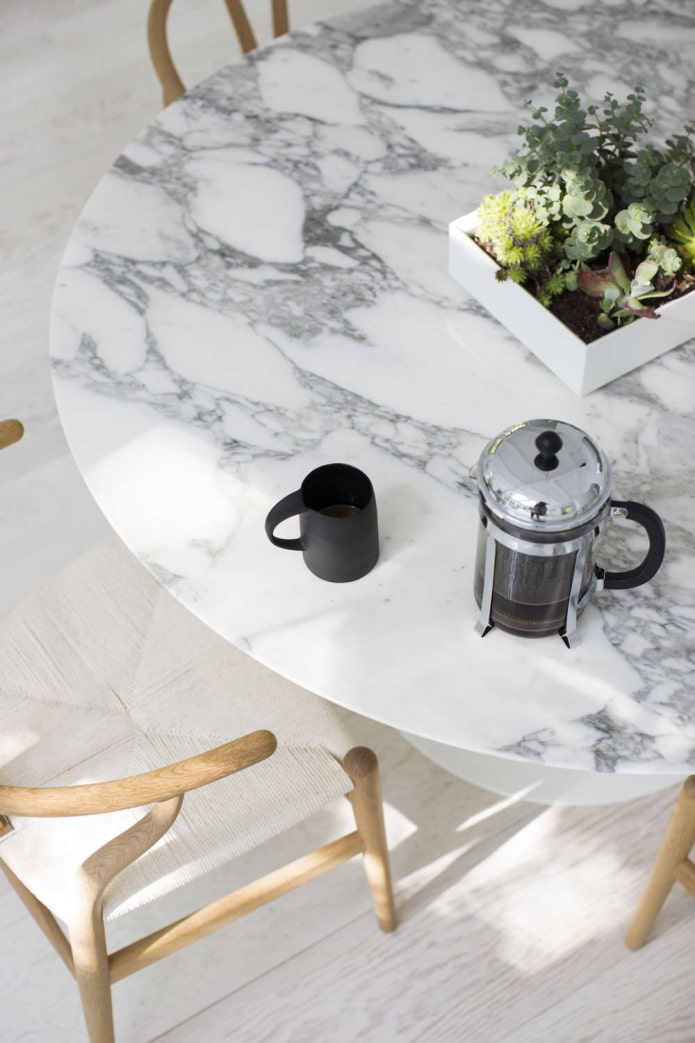 plan de travail rond en marbre