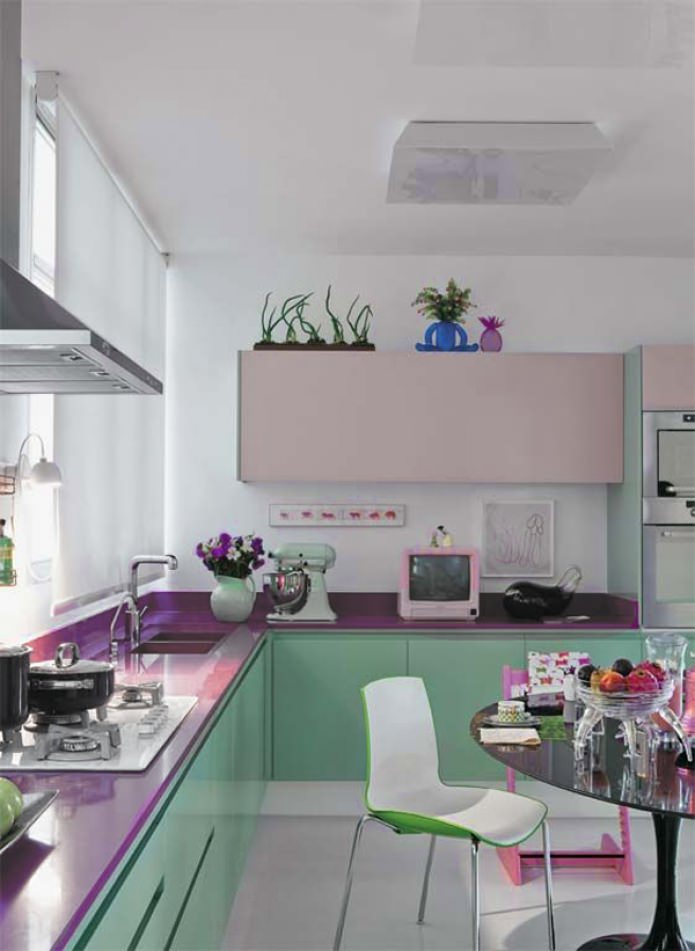 Cuisine menthe et lilas