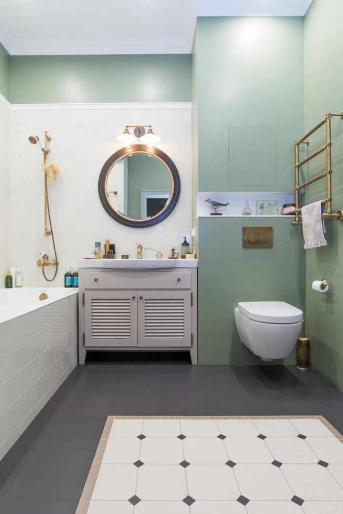 Salle de bain dans les tons blanc et menthe