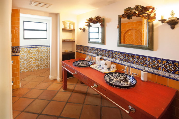 carrelage de sol intérieur de style méditerranéen